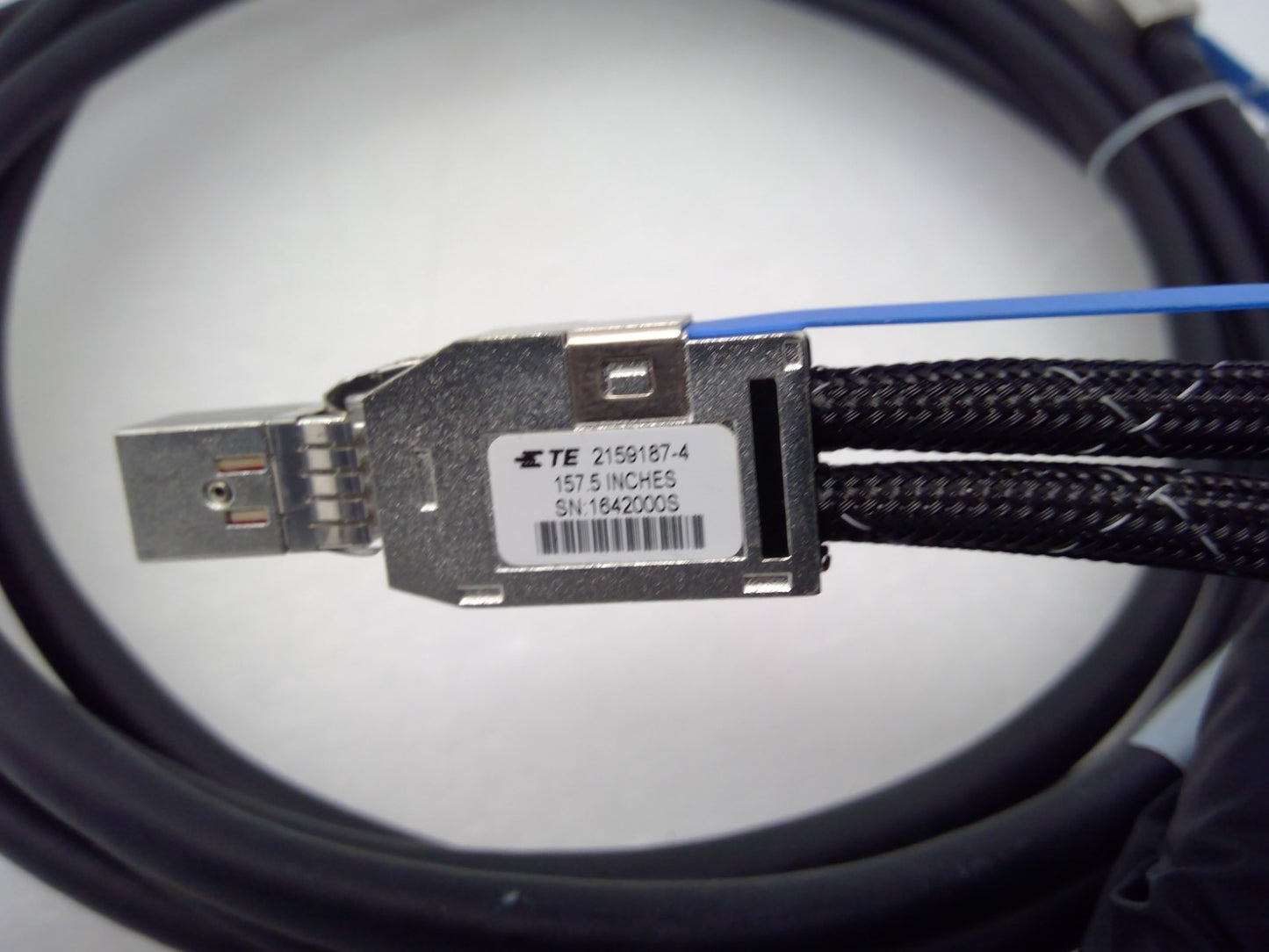 TE Connectivity 2159187-4 4m SFF-8643 to SFF-8644 Internal to Externa Cable