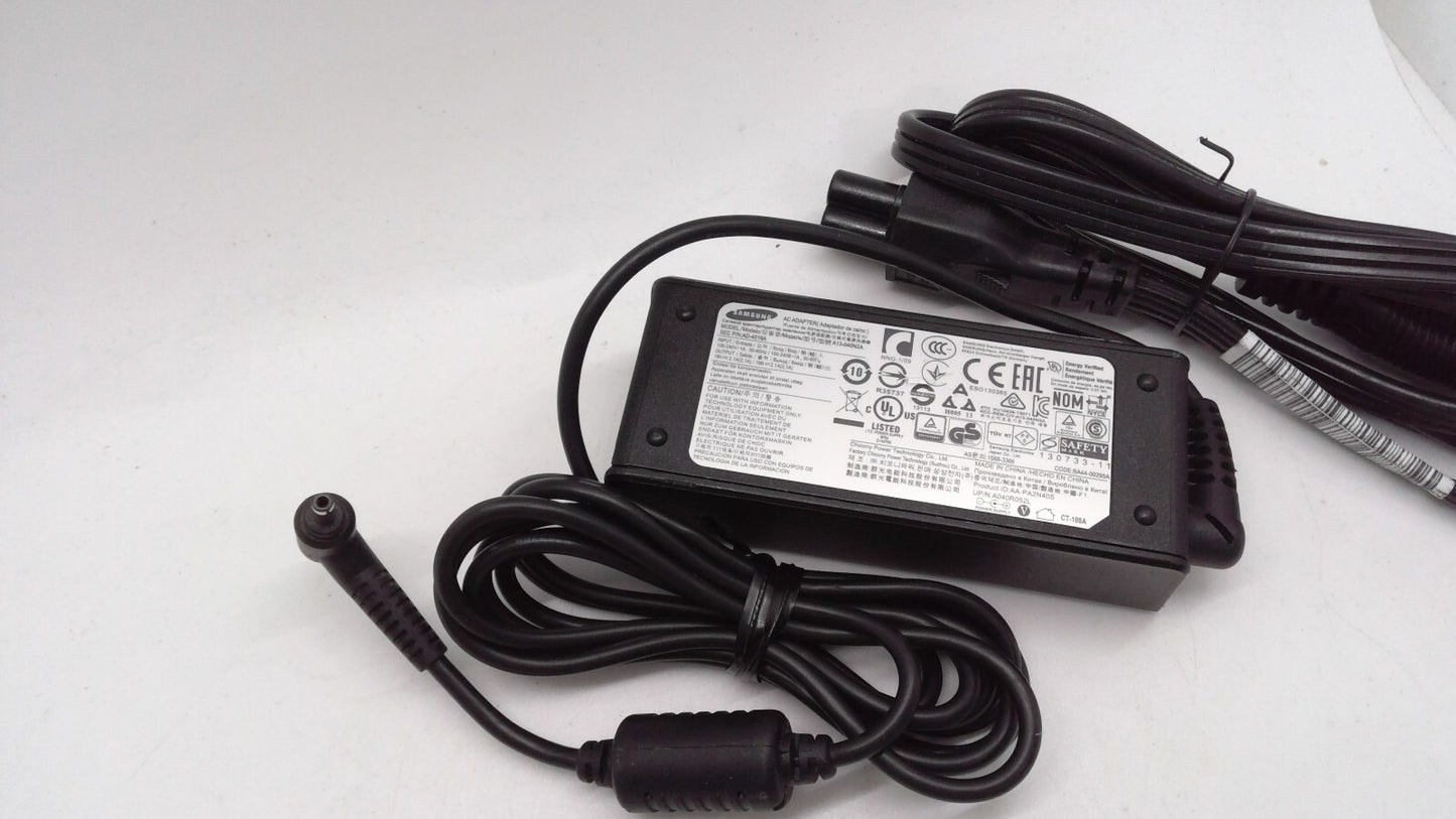 OEM Samsung Laptop  AC Adapter Power Supply AD-4019A  A13-040N2A 40W TIP 3.0mm