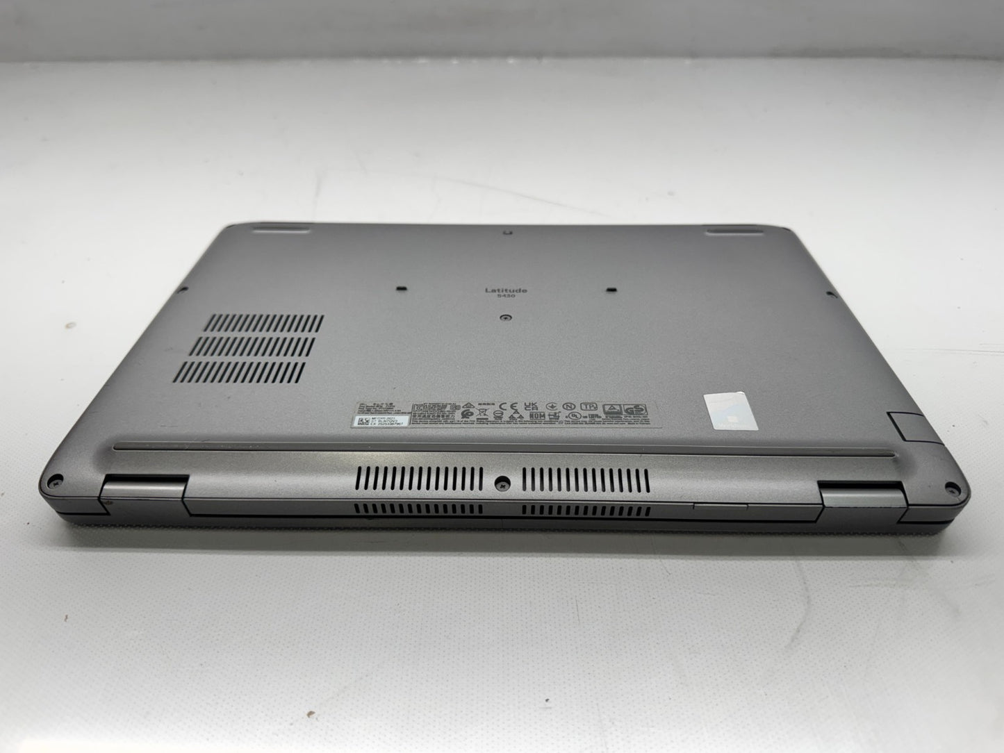 Dell Latitude 5430 14"LT i7-1265U@1.8GHz 16G RAM 256G SSD Windows 11 W/AC *READ*