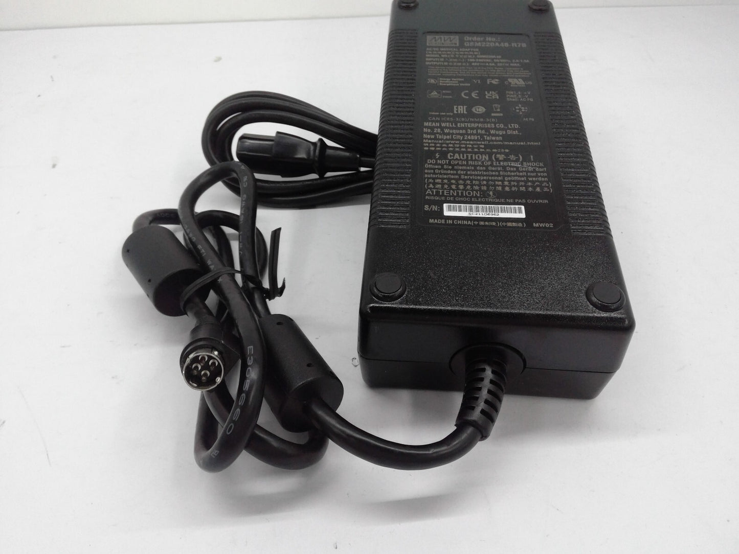 Meanwell GSM220A48-R7B GSM220A48 48V 221W 4-Pin Medical Power Supply