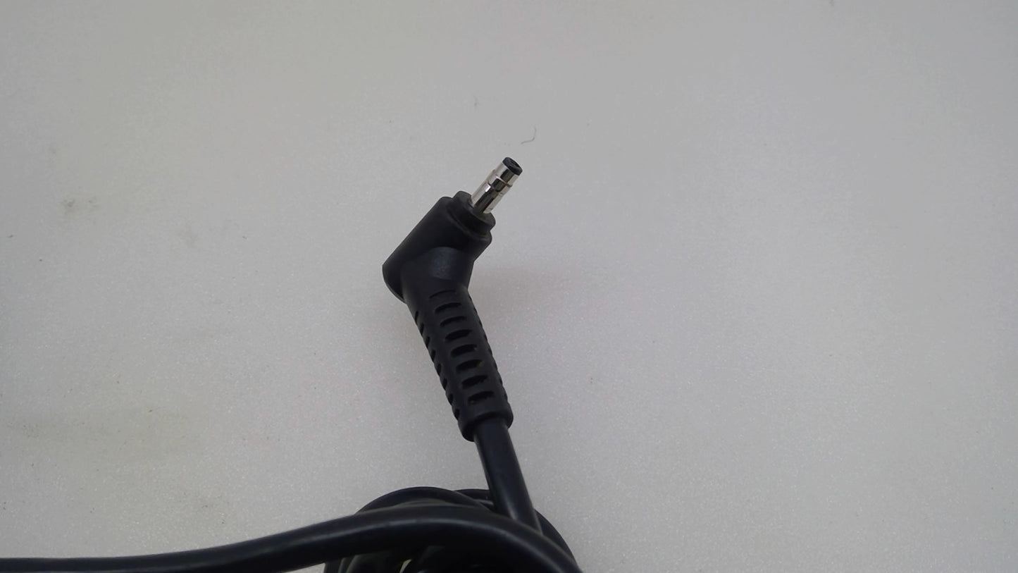 Genuine Dell GJN3G DA90PM111 90W 19.5V 4.62A 4.0x1.7mm Vostro AC Adapter