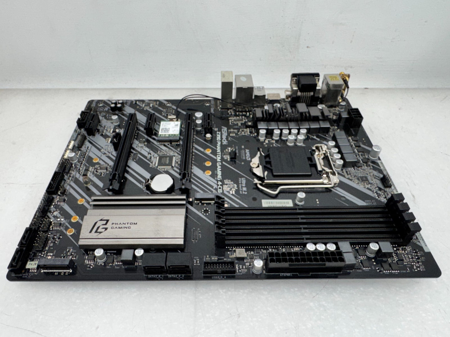 ASRock Z390 Phantom GAMING 4-CB Intel LGA 1151 9th 8th Gen DDR4 Motherbard