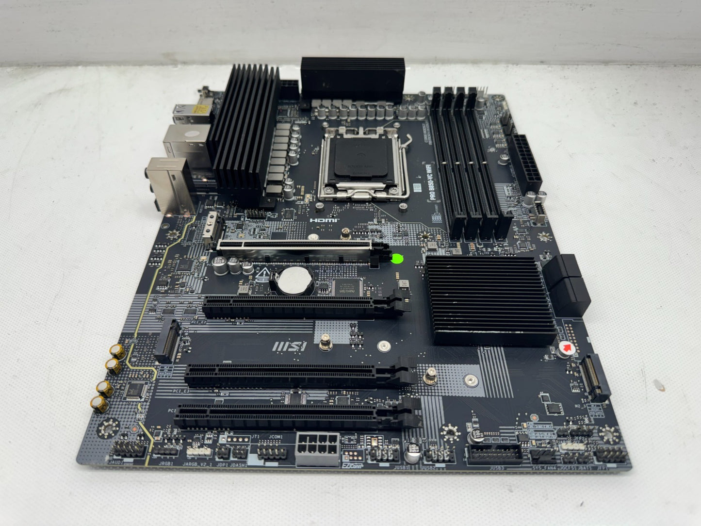 MSi Pro B850-VC WiFi AMD AM5 ATX Gaming Motherboard *Missing WiFI* **READ**