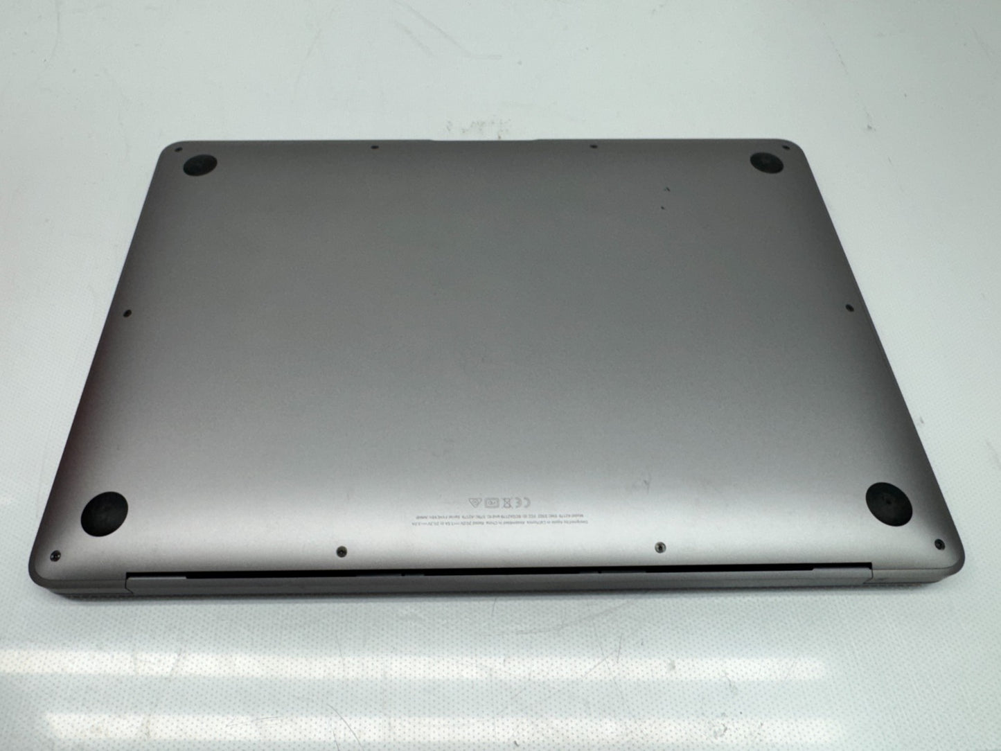 Apple MacBook Air 13." A2179 2020 Intel i3@1.1GHz/8GB RAM/256GB SSD W/AC