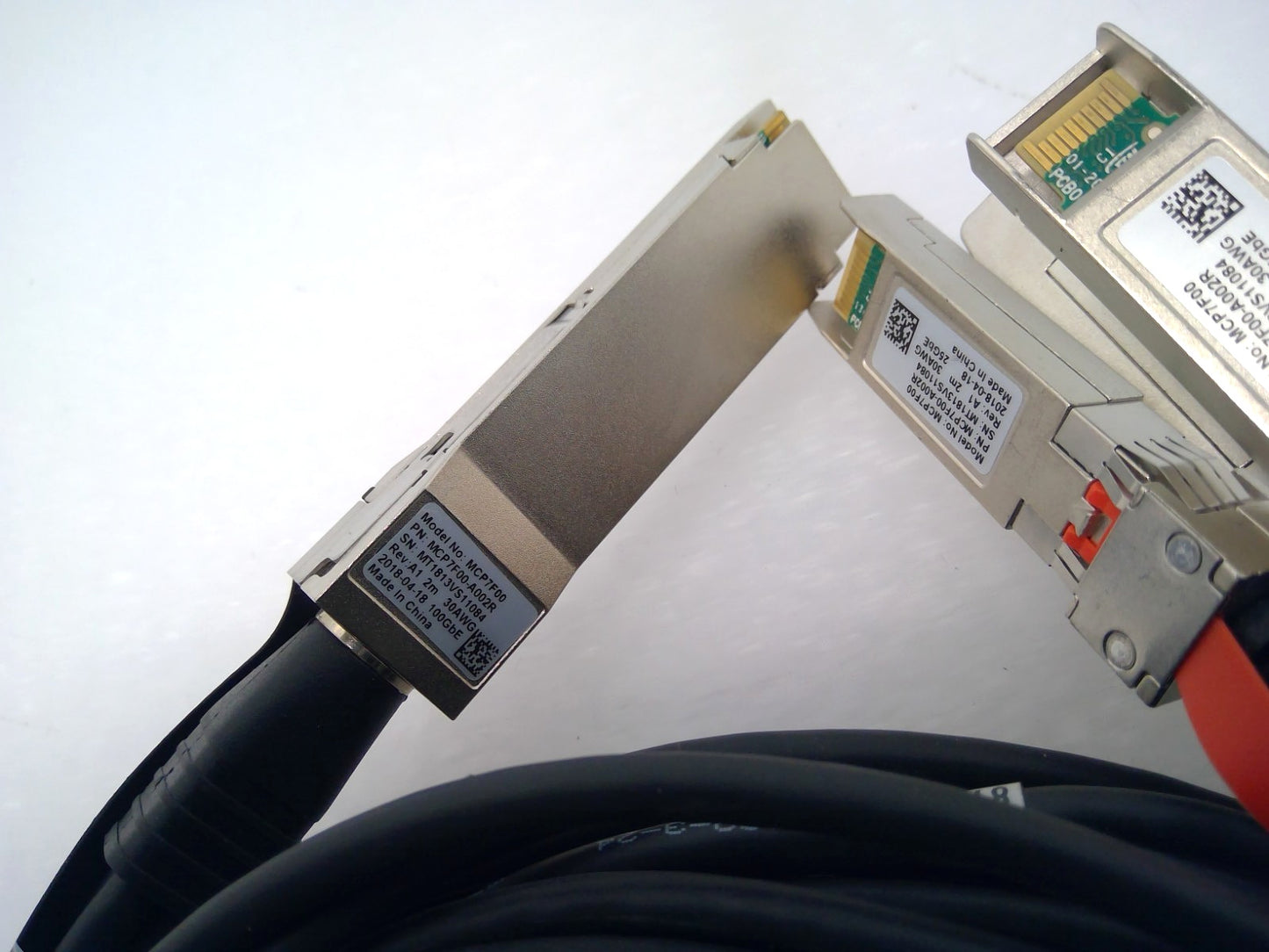 Mellanox 100GbE QSFP28 to 4x 25GbE SFP28 2m DAC Breakout Cable MCP7F00-A002R