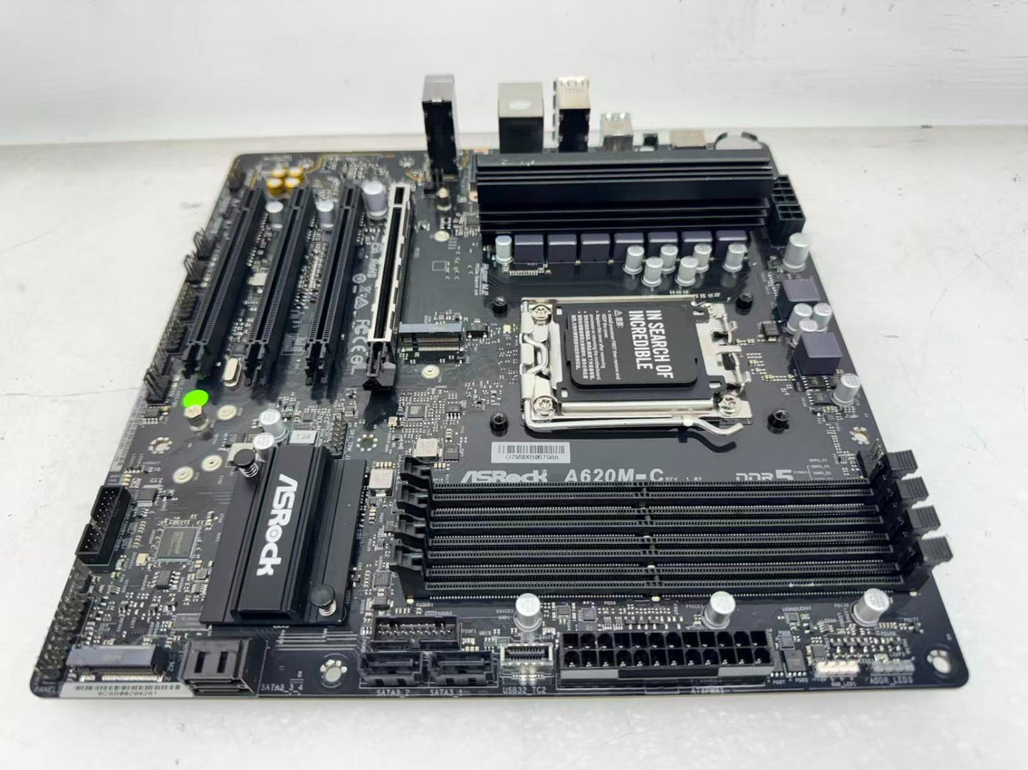 ASRock A620M-C Micro ATX Motherboard DDR5, Missing WIFI Module *Read*