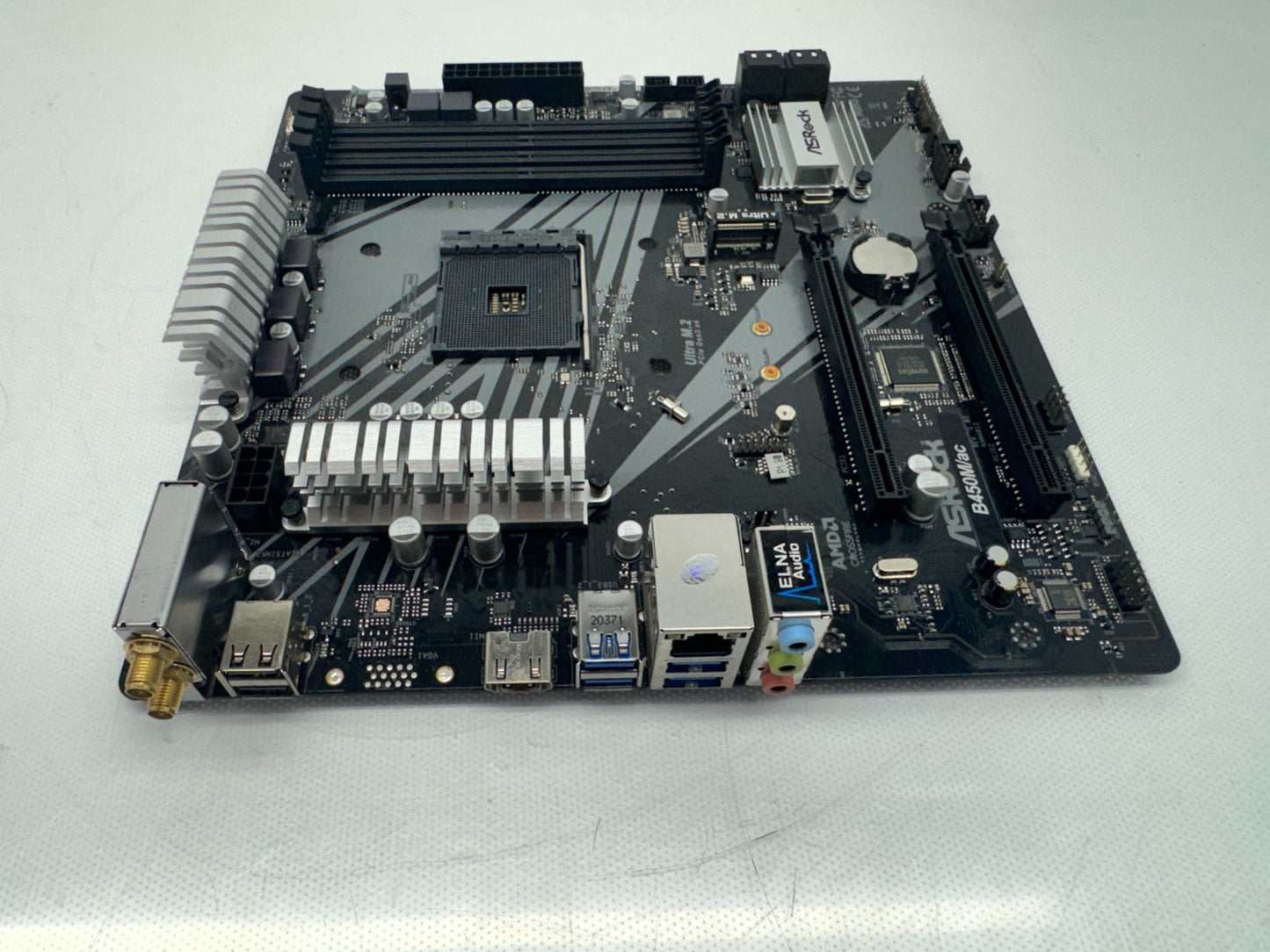 ASRock B450M/AC AMD AM4 Ryzen Motherboard mATX