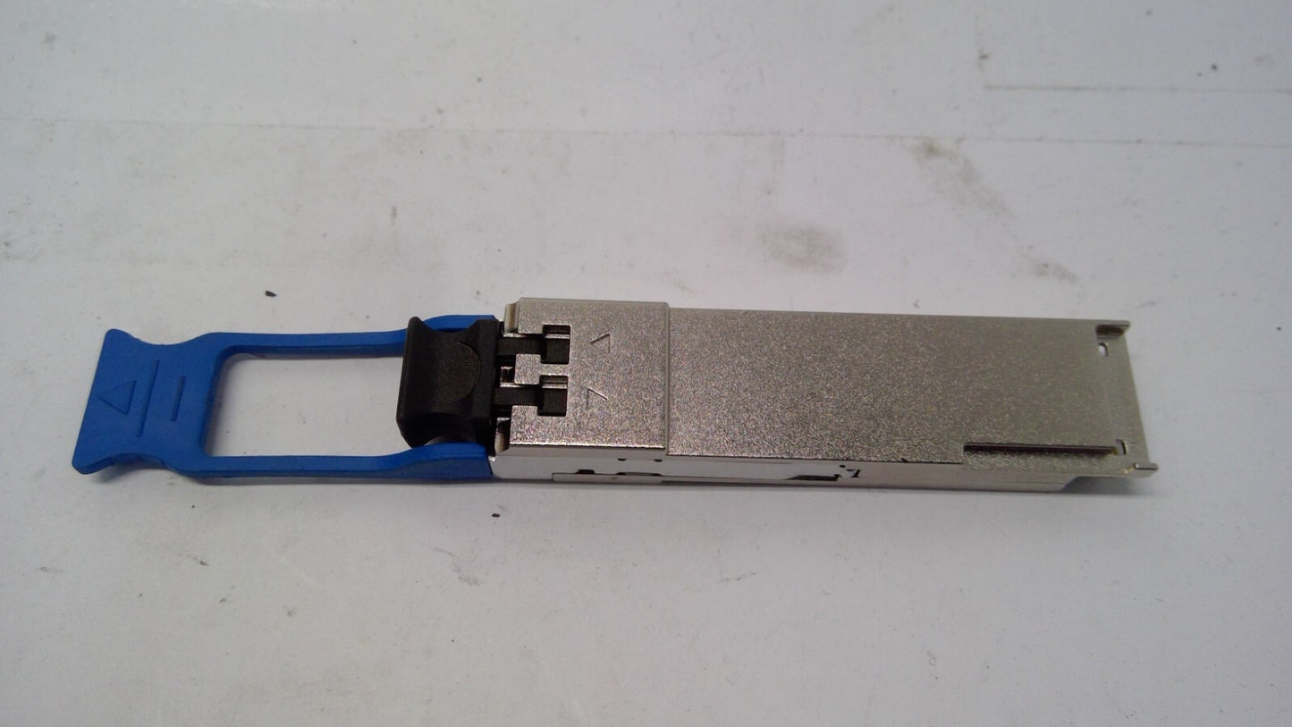 ADDON JNP-QSFP-40GE-IR4-TWC 40GBASE-IR4 QSFP+ SMF 2km LC DOM Transceiver