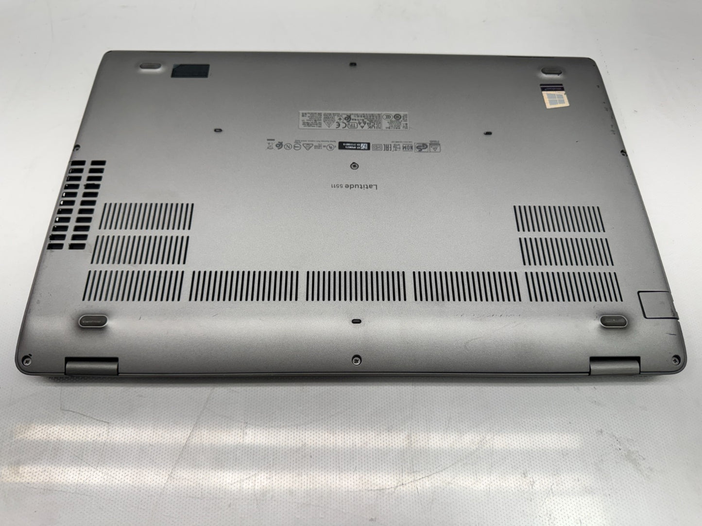 Dell Latitude 5511 15.6" i7-10850H@2.7GHz 16G RAM 256G SSD MX250 Win11 W/AC*READ