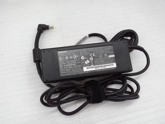 Genuine Panasonic CF-AA5803A J2  15.6V  8.0A  Toughbook Power Adapter