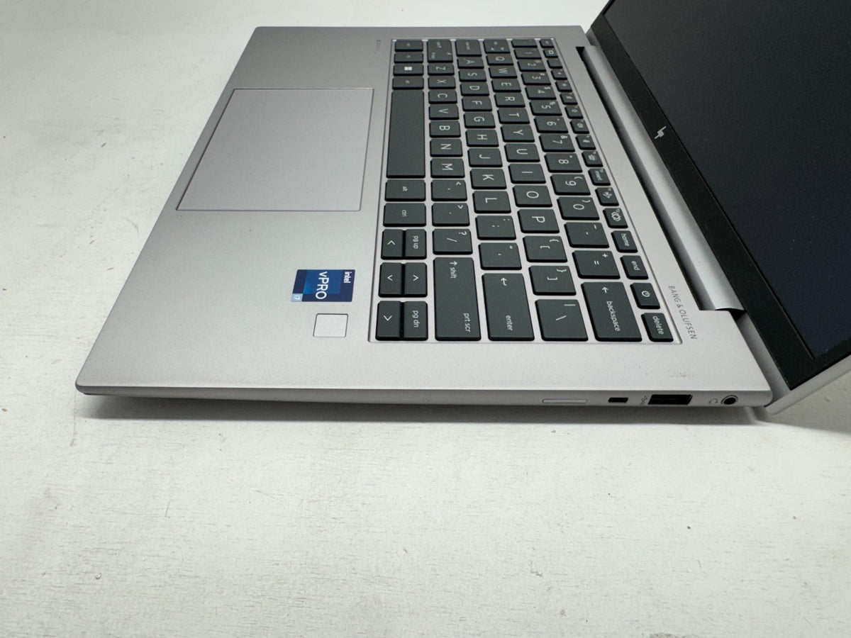 HP Zbook Firefly 14 G10 Intel i7-1370P@1.9GHz 16GB 1TB Windows 11 W/ac