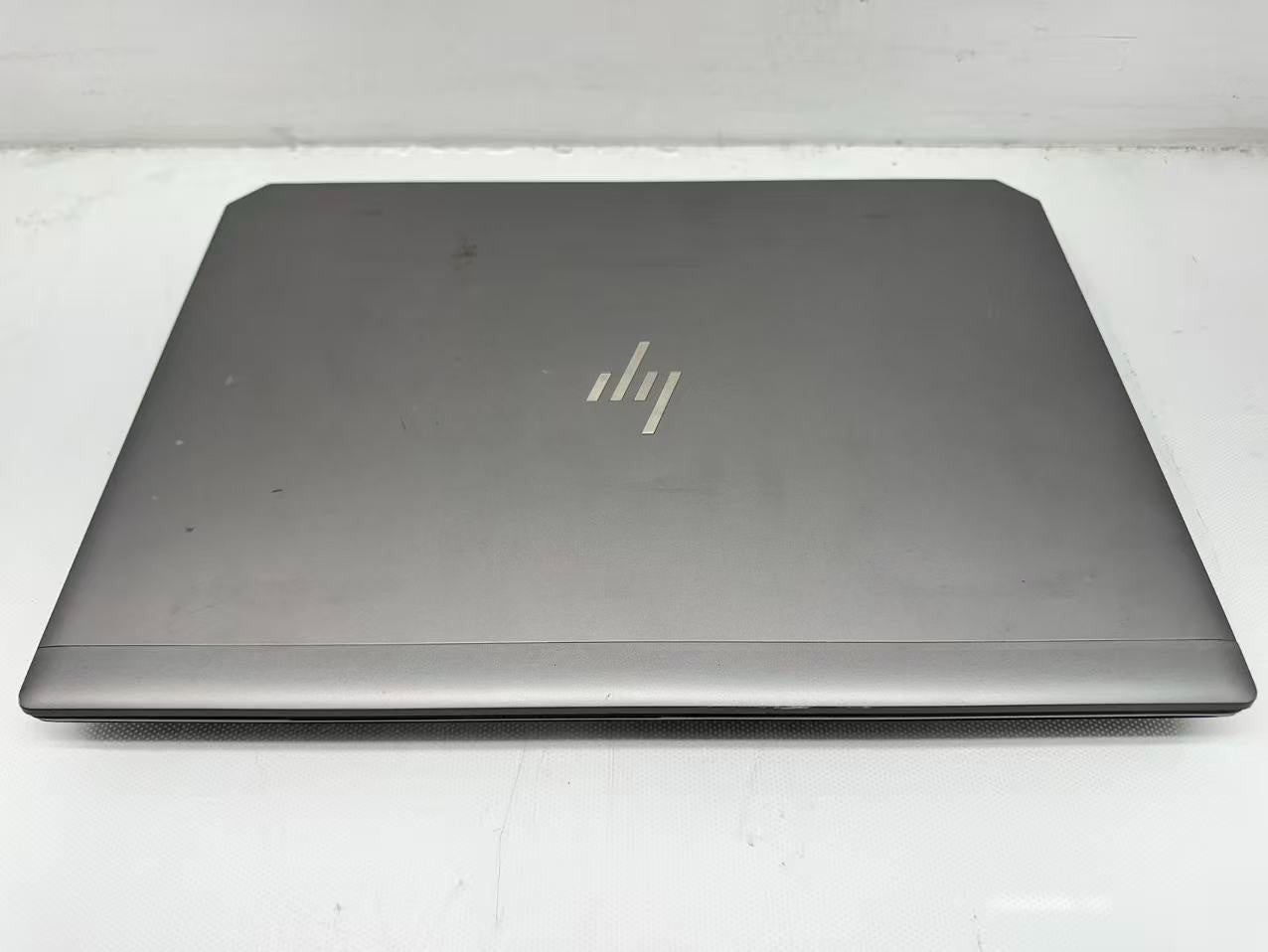 HP ZBook 15 G6 Intel i7-9750H@2.60Ghz 32GB RAM 256GB SSD T2000 Win 11 No/AC