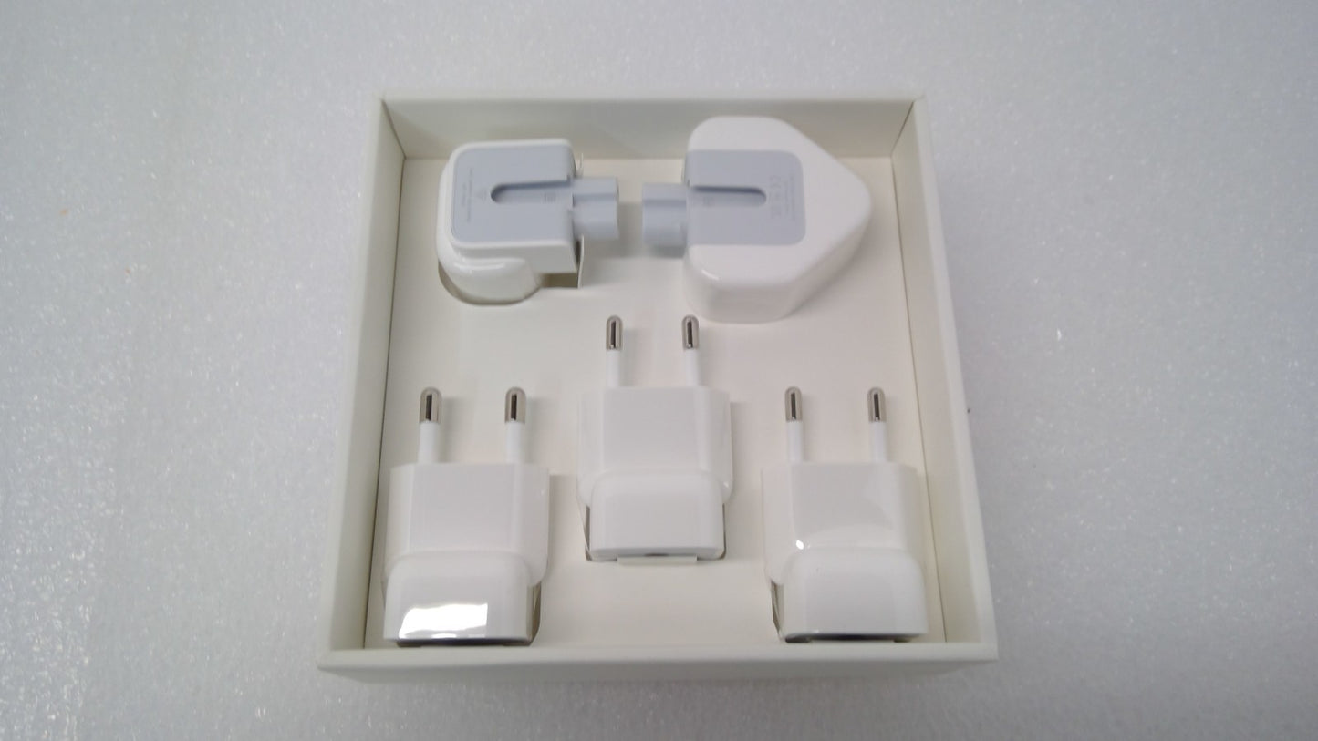 Open Box Apple World Travel Adapter Kit MD837AM/A White