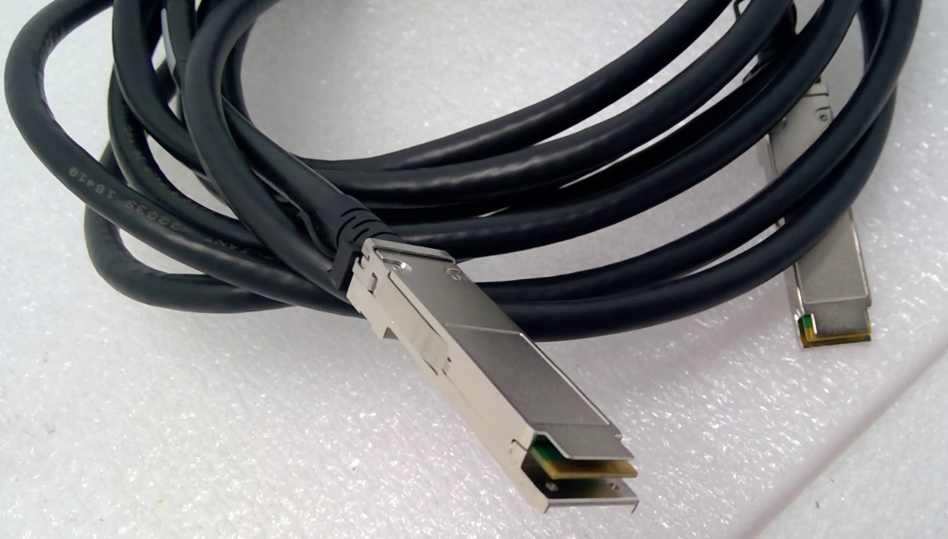 X2 NETAPP 5M Stacking Switch QSFP+ Cable External SAS 112-00178 X6559-R6