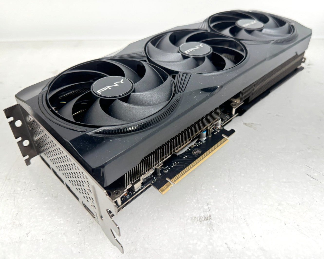 PNY GeForce RTX 5080 16GB Triple Fan GDDR7 Graphics Card