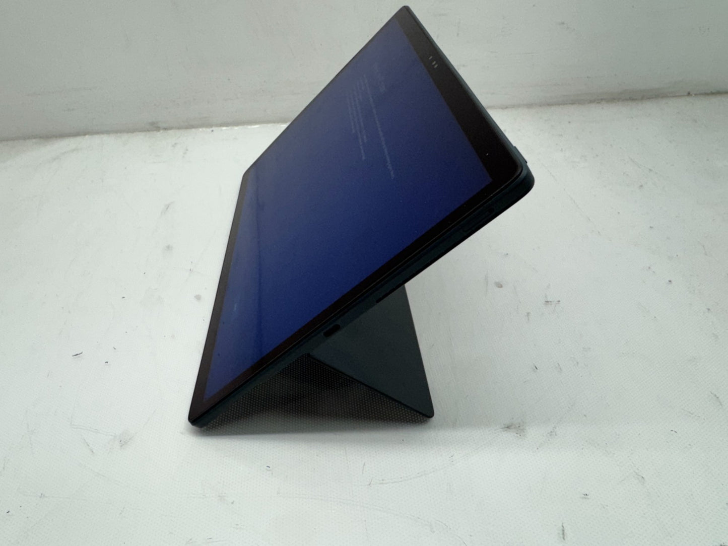 Latitude 7350 Detachable Ultra 7 164U@3.8GHz 32G 256G W/AC Win11 No Keyboard