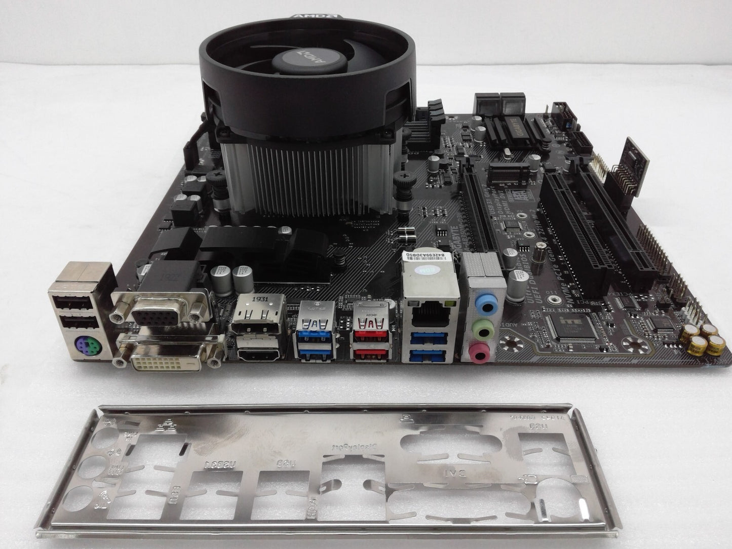 GIGABYTE GA-AB350M-D3H Motherboard Socket AM4 DDR4 +AMD Athlon 200GE@3.2GHz