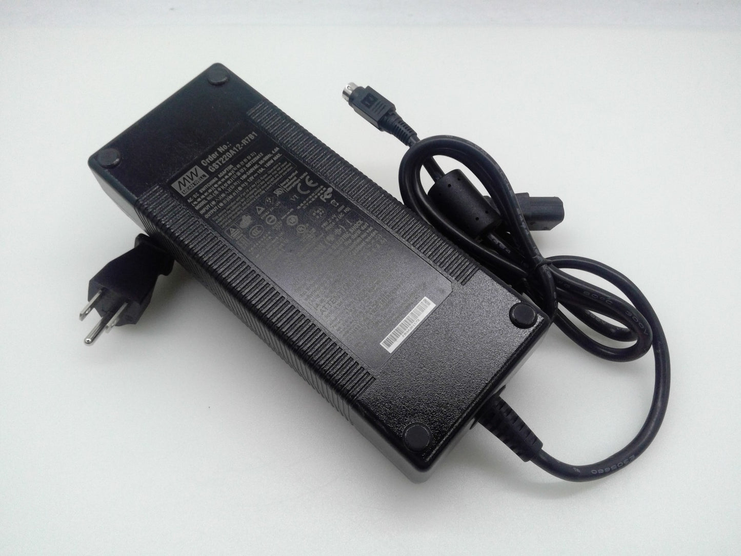 MEAN WELL  GST220A12-R7B1 4-pin 12V 15A 180W Power Supply Adapter Charger