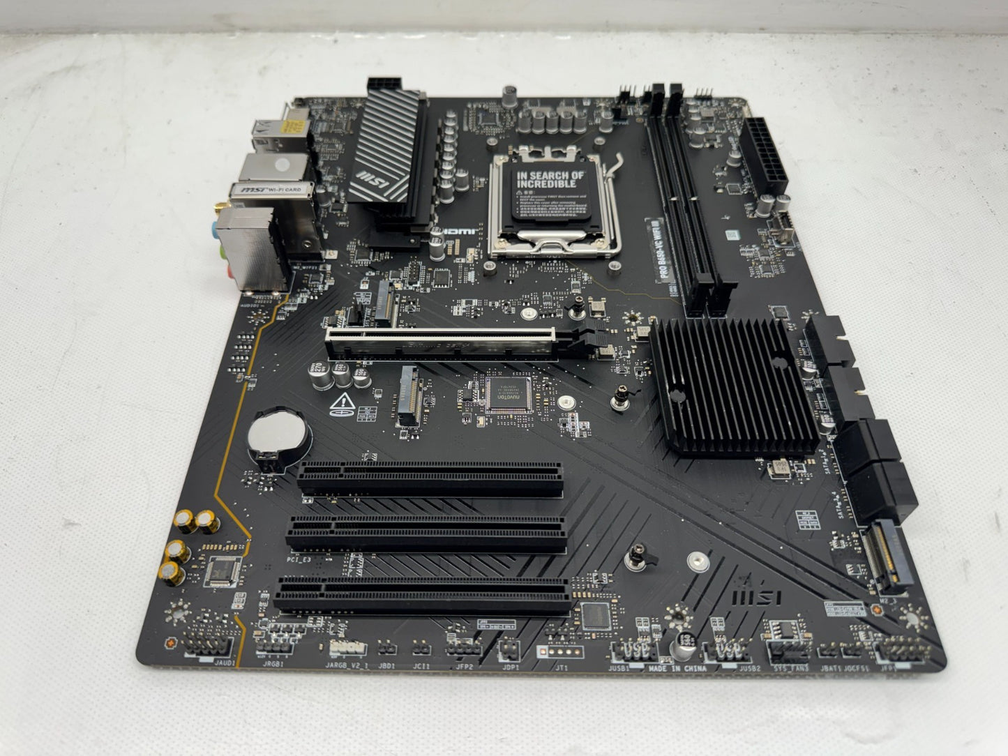 MSI PRO B650-VC WIFI III Desktop ATX Motherboard AMD B650 Chipset DDR5