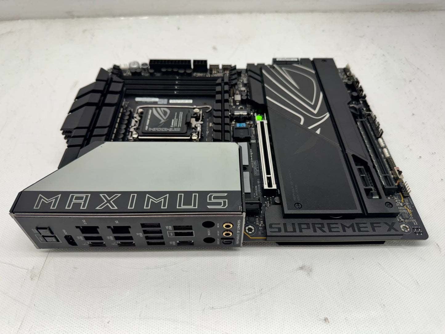 ROG Maximus Z890 EXTREME motherboard DDR5 Intel Ultra CPU PCIe 5.0 *READ*