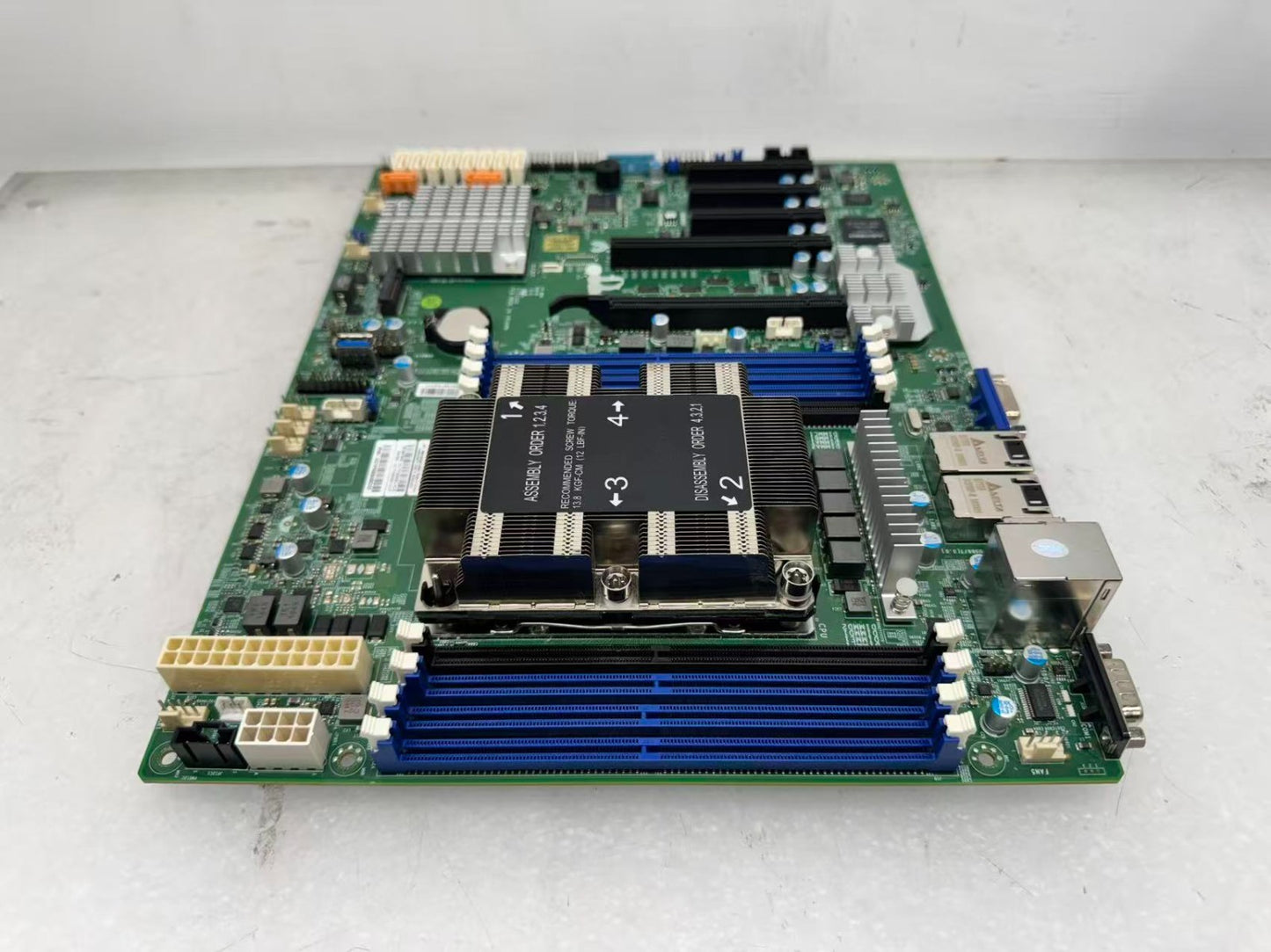 Supermicro X11SPi-TF Socket LGA3674 DDR4 W/Heatsink Motherboard