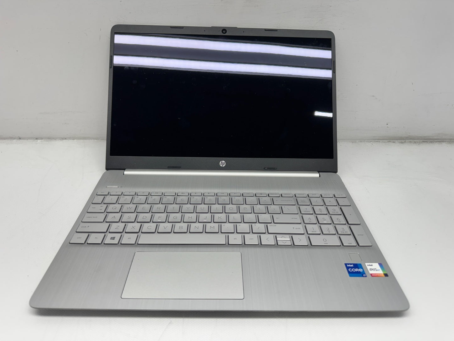 HP Laptop 15t-dy200 CTO Touch Intel i7-1165G7@2.8GHz 16G 256GB Win11 W/AC *READ*