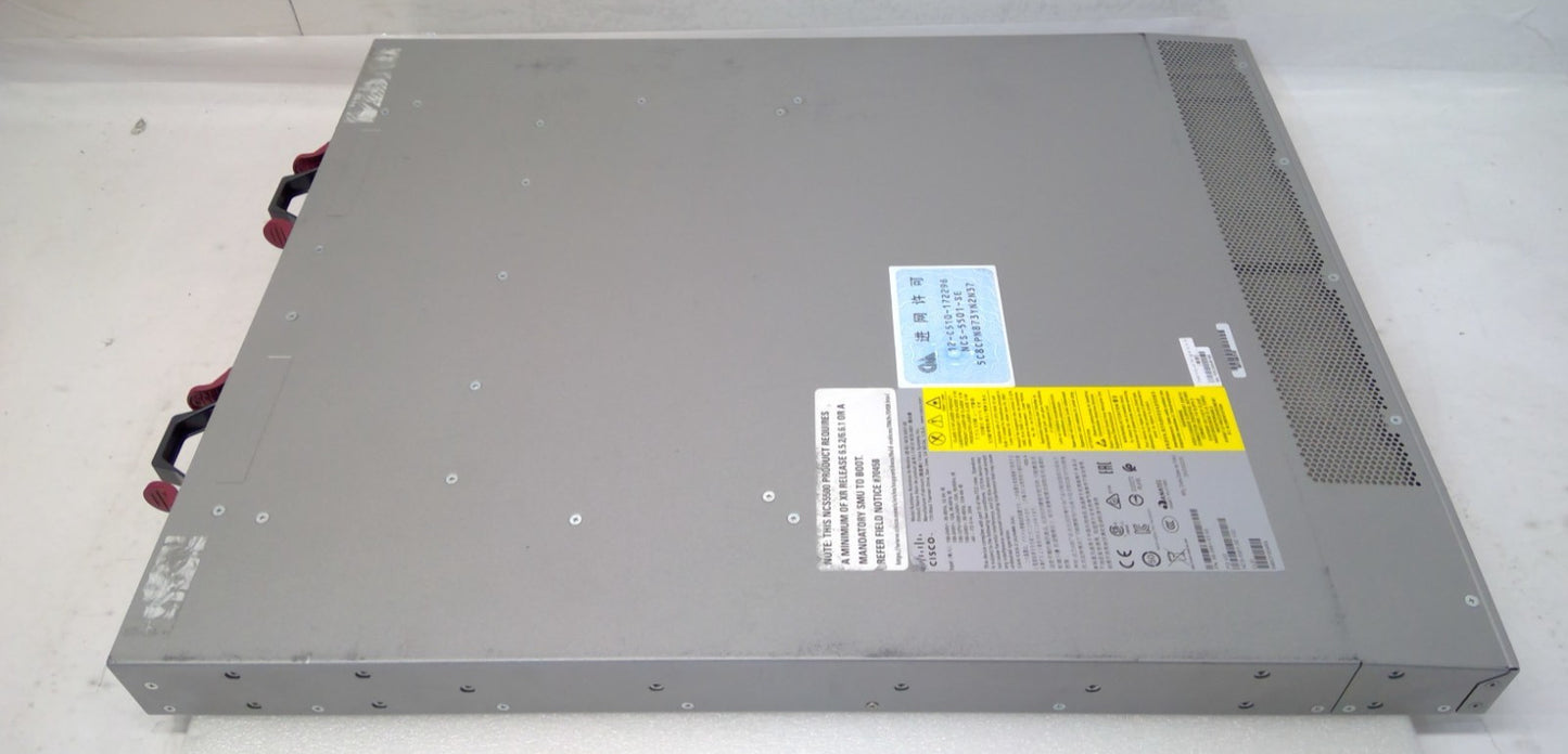 Cisco (NCS) 5500 Series NCS-5501-SE 1RU router 40x10G SFP 4x100GE QSFP28 /NO PSU