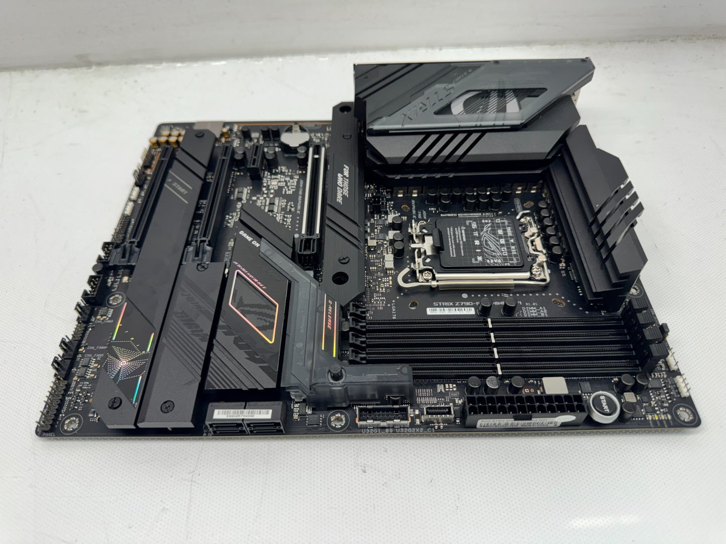 ASUS ROG Strix Z790-F MotherBoard For Intel LGA1700 DDR5 RAM PCIe 5.0
