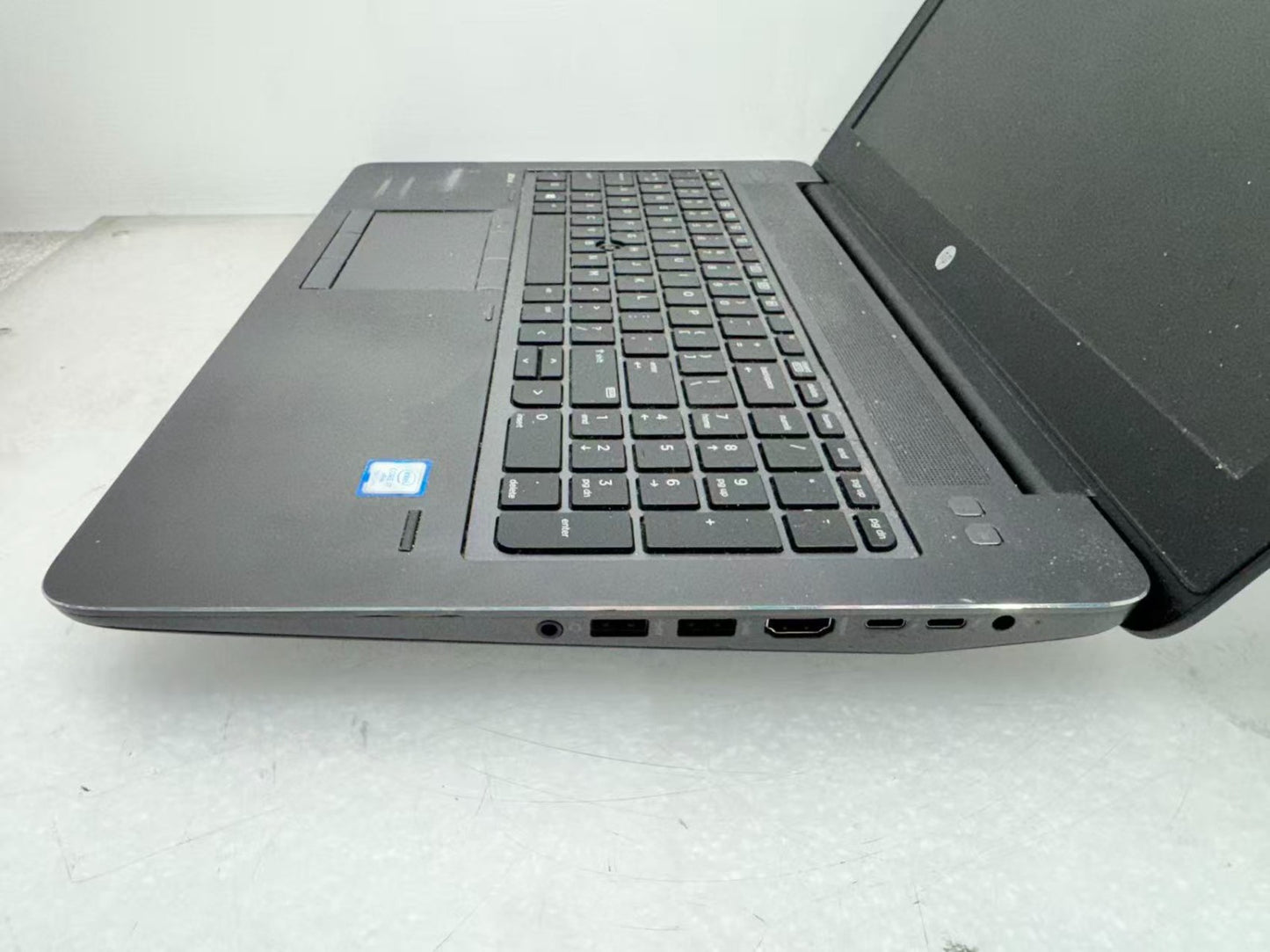 HP ZBook 15 G4 15.6" FHD i7-7820HQ@2.9GHz 16GB RAM 256GB M2200 Win11 W/AC *READ