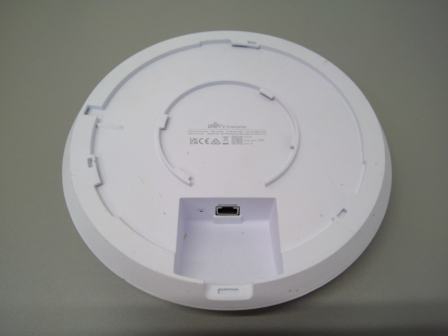 Ubiquiti UniFi U6 Enterprise 4800 Mbps Access Point - U6-Enterprise
