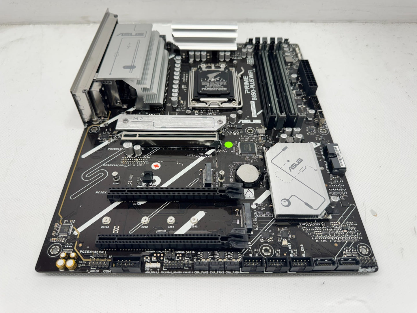 ASUS PRIME B850-PLUS WIFI Motherboard DDR5 AMD Socket AM5 **READ**