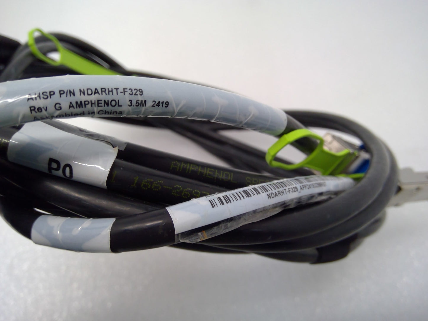 Amphenol NDARHT-F329 40G QSFP+ to 2x QSFP+ 40G Y-Splitter Cable 3.5m Rugged HT