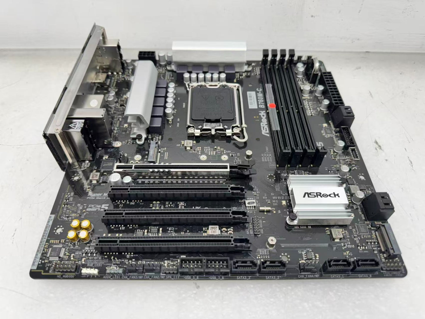 ASRock B760M-C Intel Socket LGA1700 DDR5 Micro ATX WI-FI Motherboard *READ*
