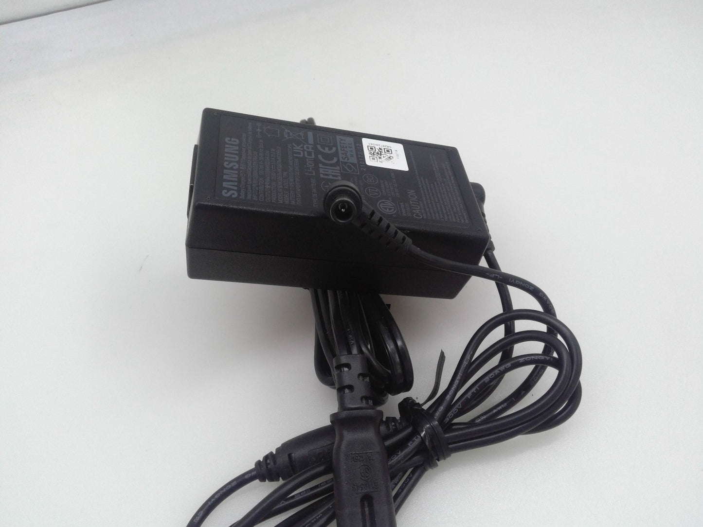 Genuine Samsung A2626_TPN 25.85V 1A  26W AC Power Adapter Power Supply