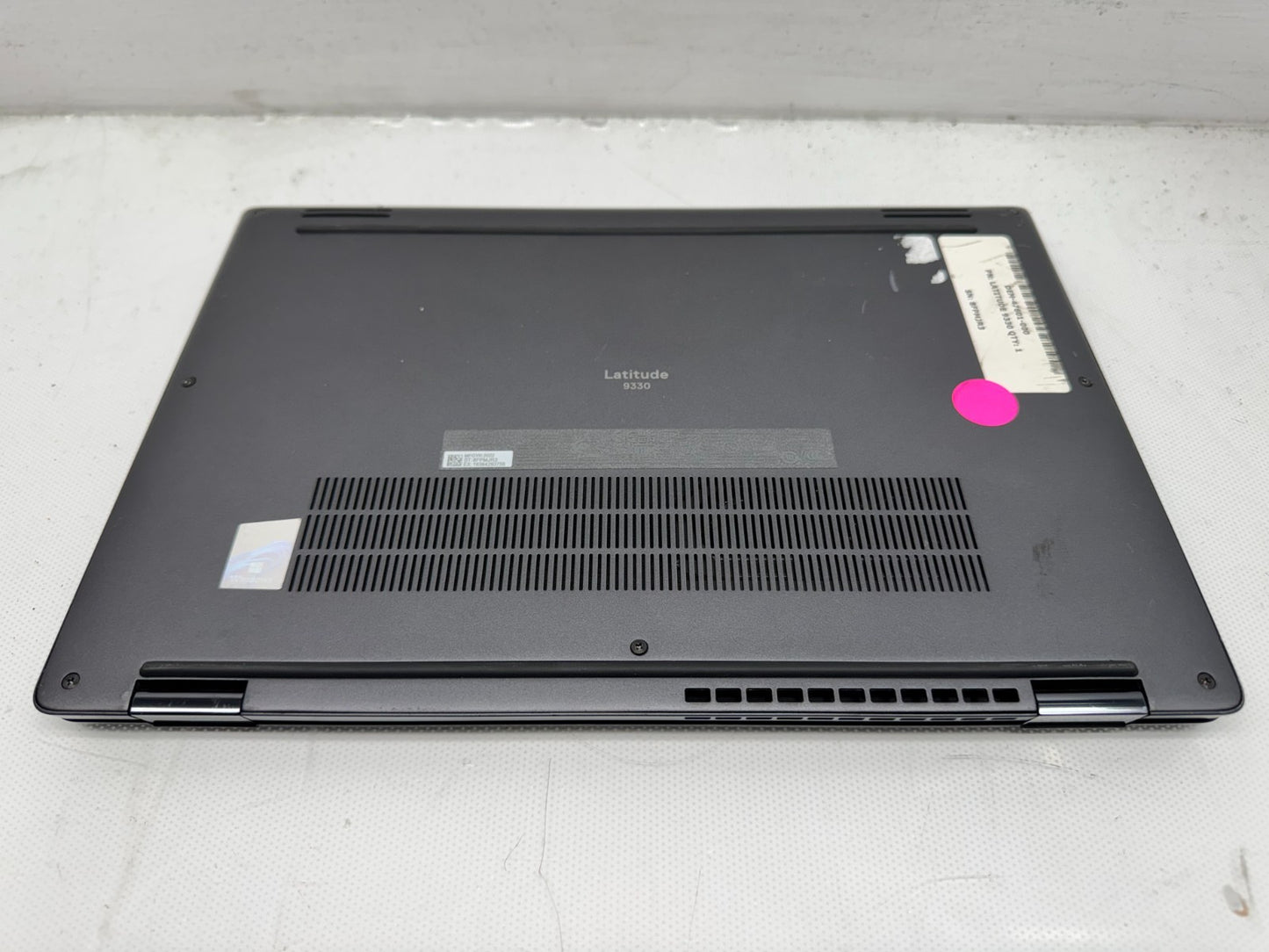 Dell Latitude 9330 Intel i5-1240U@1.1Ghz 16GB RAM 256G SSD Win 11 W/AC *READ*