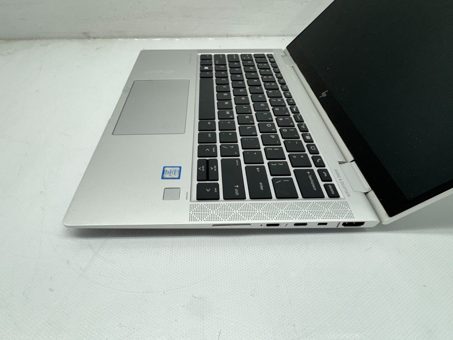 HP EliteBook 1030 G3 13.3" FHD i7-8665U@1.90GHz 16GB RAM 256GB SSD Win11 *READ*