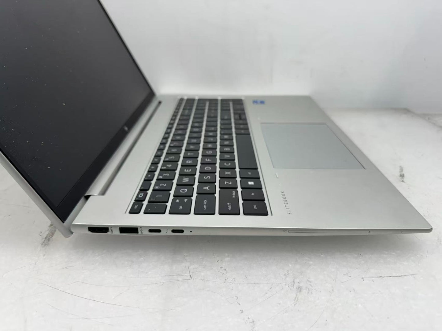 HP Elitebook 860 G10 Laptop Intel i7-1360P@2.2GHz 8GB 256GB w/AC  *READ*