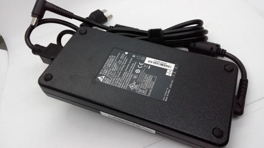 Original Delta 230W 19.5V 11.8A ADP-230DB F MSI GT72VR 6RD 6RE 7RE Dominator Pro