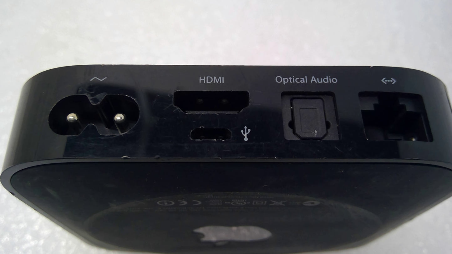 Apple TV (2nd Gen) 8GB Smart Media Streaming Player Model A1378 w/ power cable
