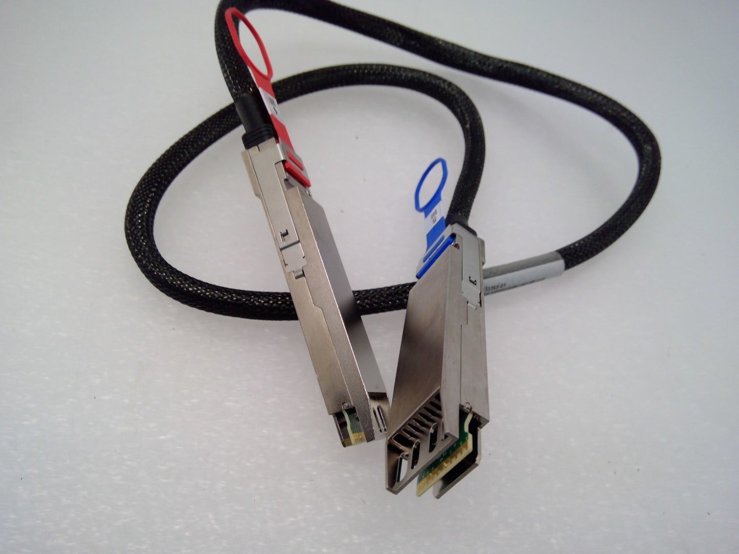 Amphenol 2X400G 2OSFP DAC High Speed Cable 1.13M 30AWG 1133365-01 NJPPER-G604-01