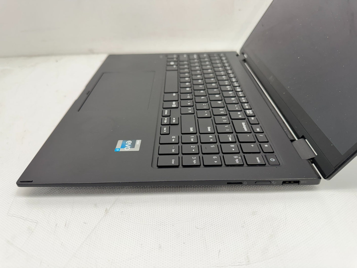 LG Gram 16T90Q i7-1260P@2.10GHz 16GB RAM 256GB SSD Windows 11 W/AC