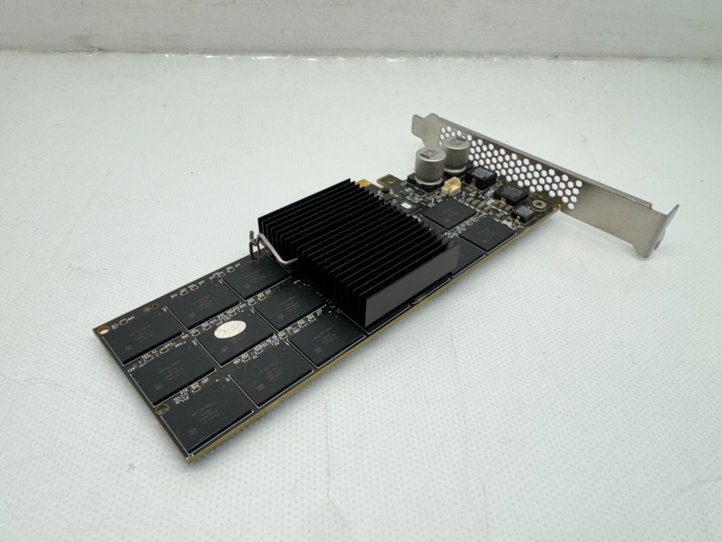 831735-B21 HP 1.6TB PCI-E Workload Accelerator SSD 833585-001 W/ High profile