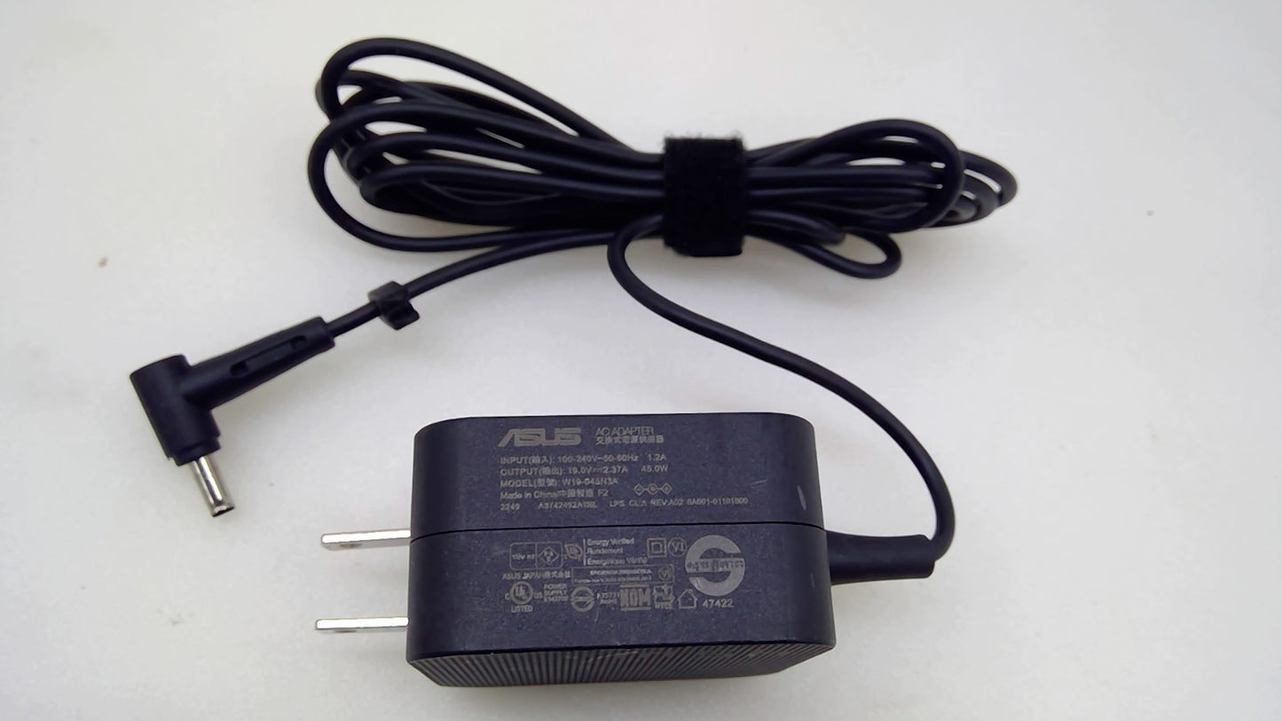 Genuine ASUS 45W 19V 2.37A AC Adapter 4.0mm Tip W19-045N3A AD2108320
