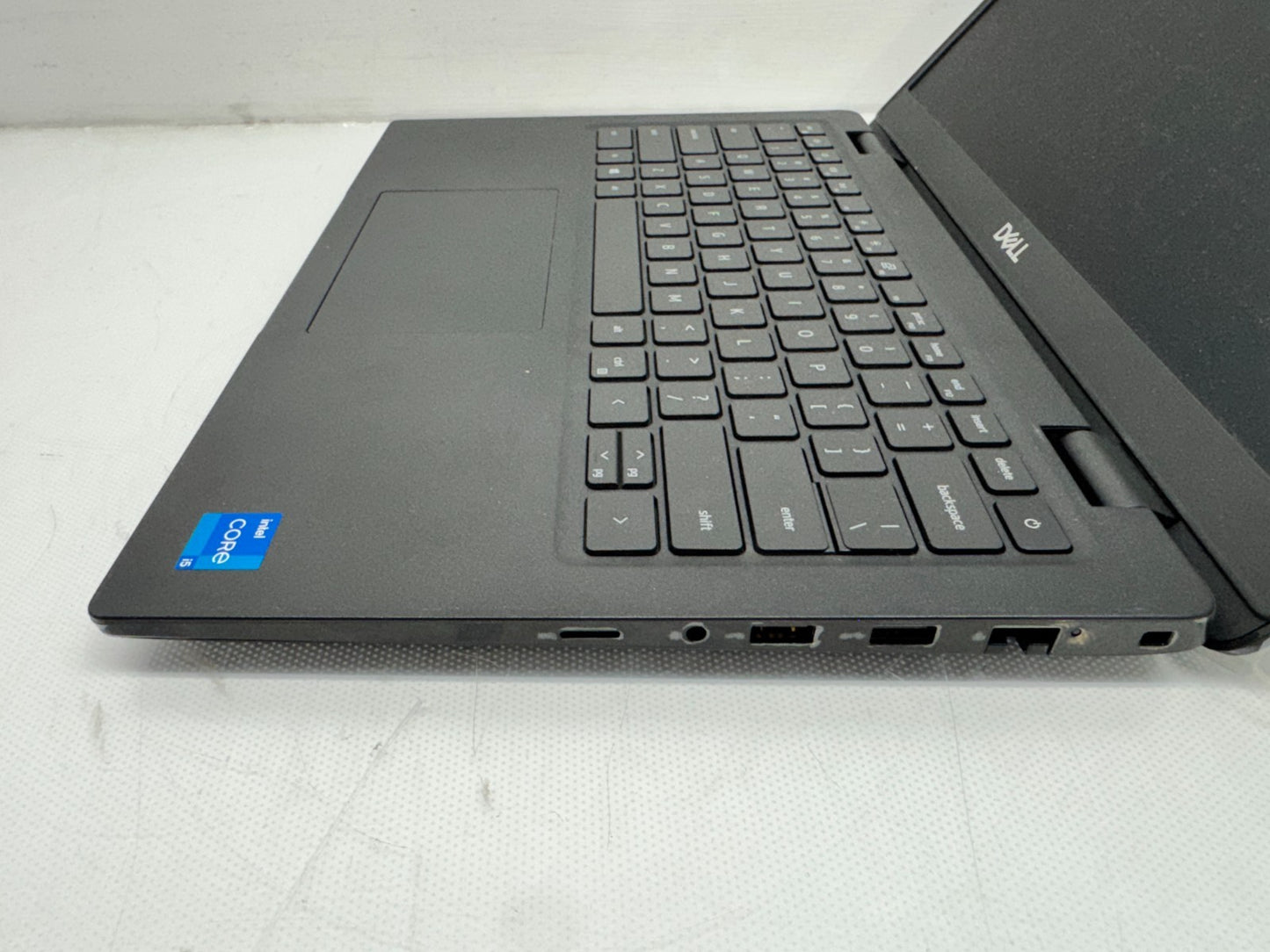 Dell Latitude 3420 Intel i5-1135G7@2.4Ghz 16GB RAM 256G SSD Windows 11 **READ**