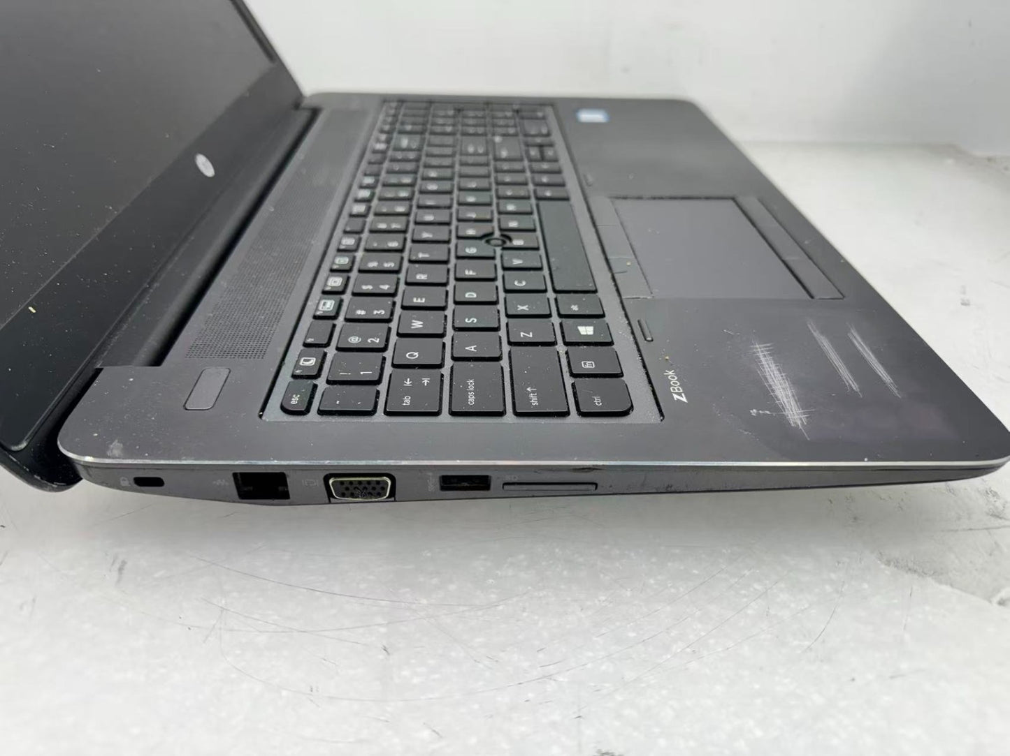 HP ZBook 15 G4 15.6" FHD i7-7820HQ@2.9GHz 16GB RAM 256GB M2200 Win11 W/AC *READ