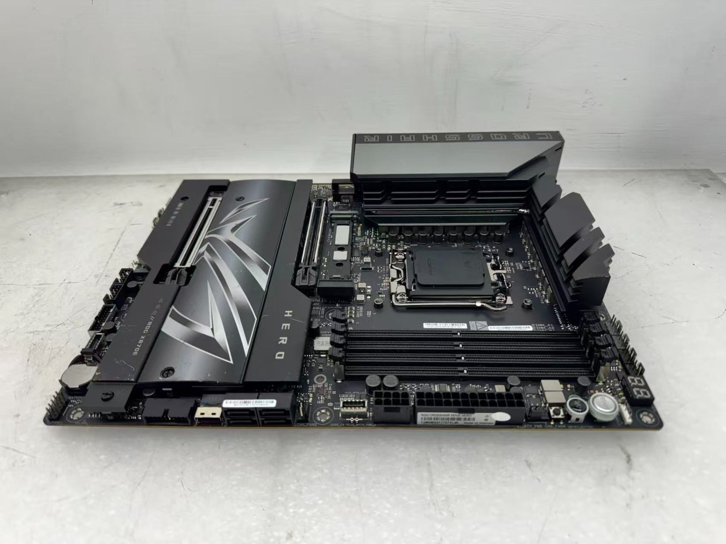 ASUS ROG CROSSHAIR X870E HERO AMD AM5 ATX Motherboard *READ*