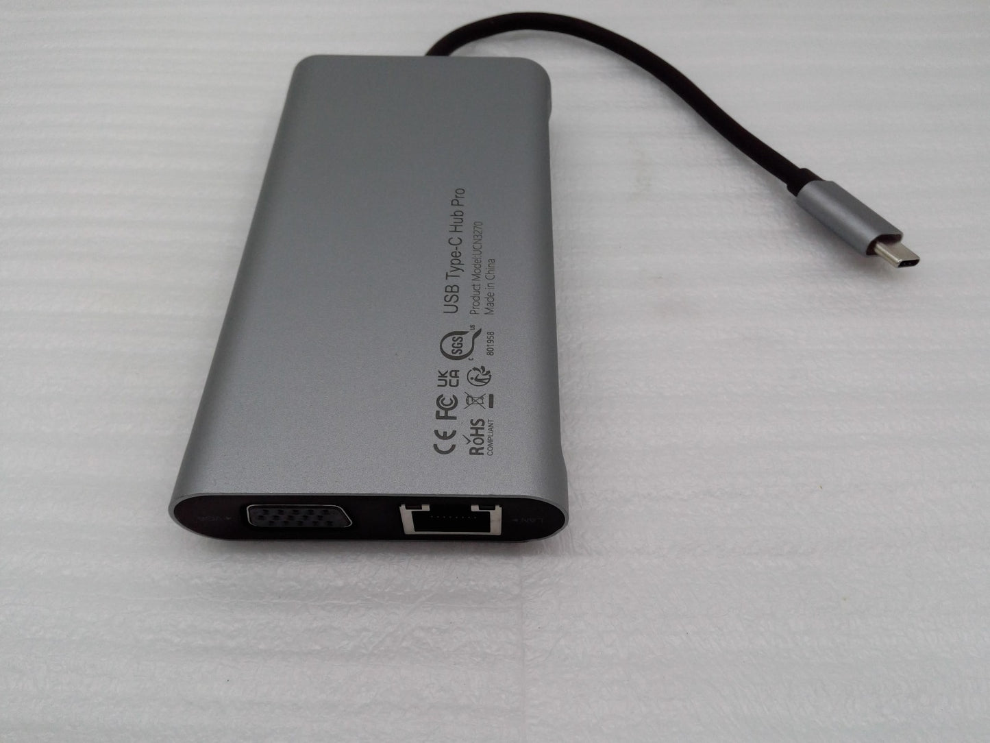 UtechSmart Quadruple Display USB-C Hub Pro Docking Station UCN3270 Dark Gray