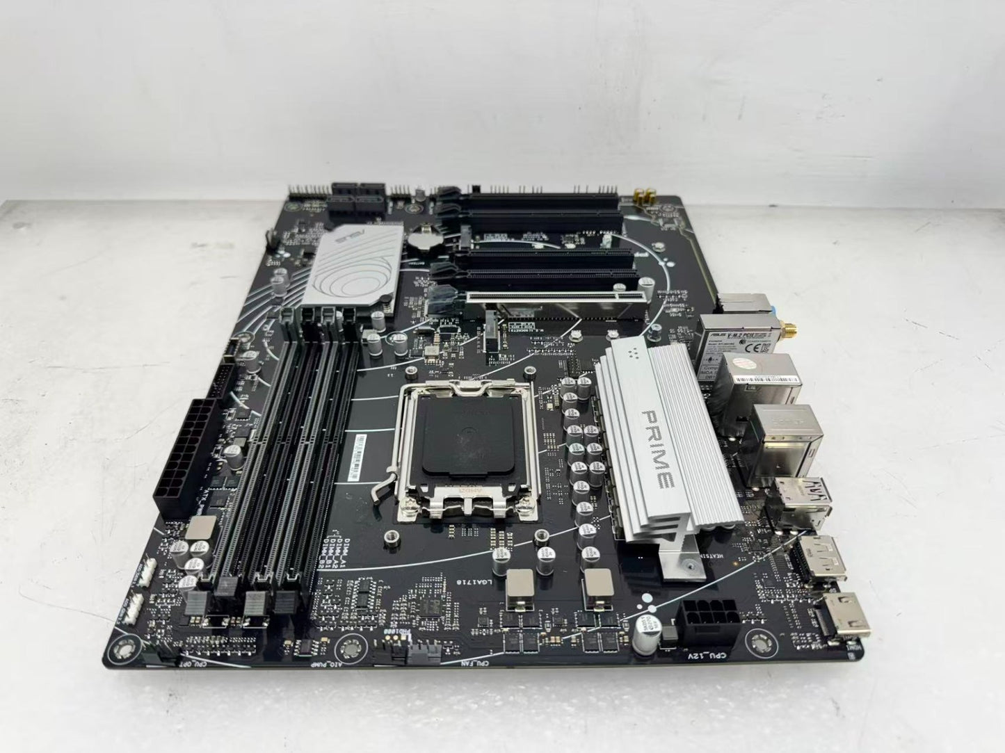 ASUS Prime A620-Plus WIFI6 Motherboard DDR5 AMD Socket AM5 *READ*