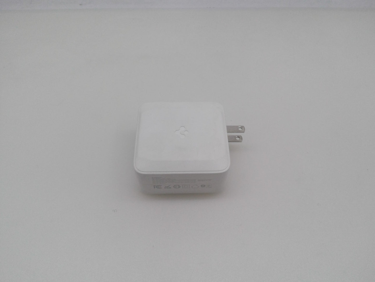 ArcStation Pro Spigen PE2006UJ  100W Dual USB C Type C Wall Charger