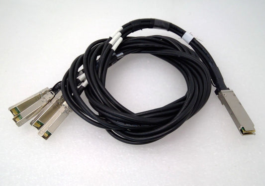 Molex 1003456025 zQSFP+ to 4x zSFP+ 2.5M LSZH 26AWG Passive Transceiver Cable